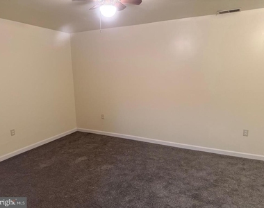 2366 Soft Wind Court - Photo Thumbnail 9