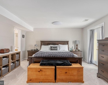9626 Eaton Woods Place - Photo Thumbnail 40
