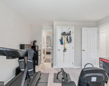 9626 Eaton Woods Place - Photo Thumbnail 34