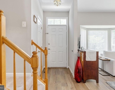 9626 Eaton Woods Place - Photo Thumbnail 4