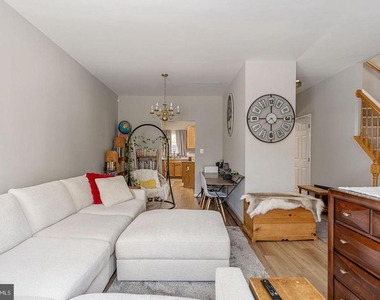 9626 Eaton Woods Place - Photo Thumbnail 7