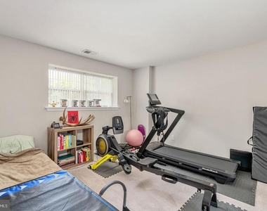 9626 Eaton Woods Place - Photo Thumbnail 33