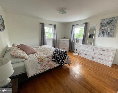 6711 Beddoo Street - Photo Thumbnail 5