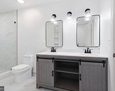 9364 Peter Roy Court - Photo Thumbnail 11