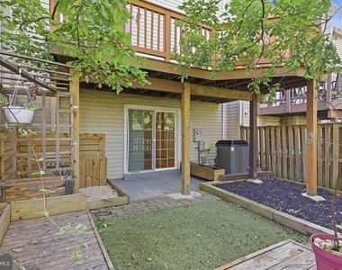 9364 Peter Roy Court - Photo Thumbnail 37