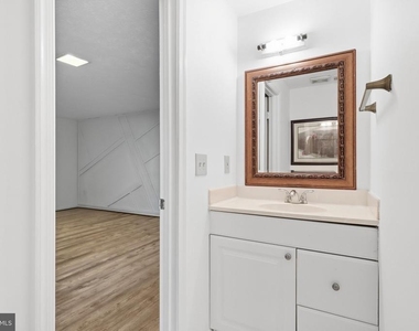 9364 Peter Roy Court - Photo Thumbnail 25