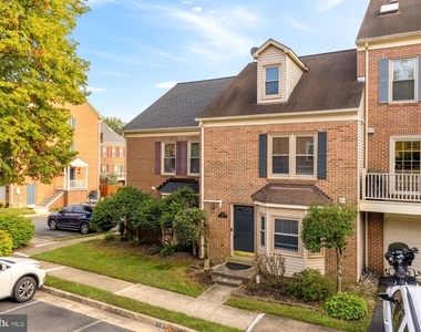 7553 Chrisland Cove - Photo Thumbnail 28