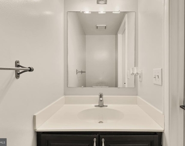 7553 Chrisland Cove - Photo Thumbnail 8