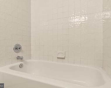 7553 Chrisland Cove - Photo Thumbnail 26