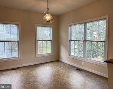 6930 Westlawn Drive - Photo Thumbnail 15