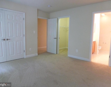 6930 Westlawn Drive - Photo Thumbnail 37
