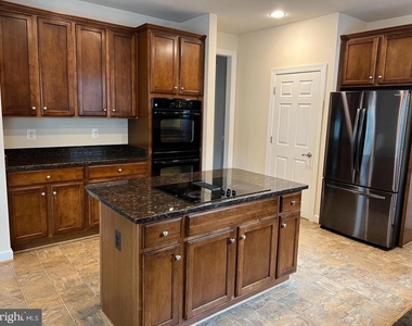 6930 Westlawn Drive - Photo Thumbnail 21
