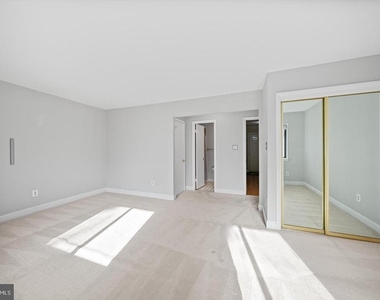 3895 Steppes Court - Photo Thumbnail 13