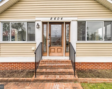 8604 Woodlawn Court - Photo Thumbnail 3