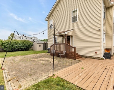 8604 Woodlawn Court - Photo Thumbnail 45