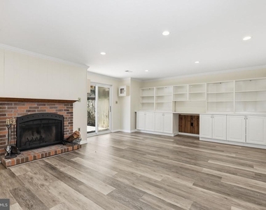 3931 Tallow Tree Place - Photo Thumbnail 32