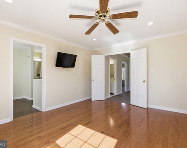 3931 Tallow Tree Place - Photo Thumbnail 16