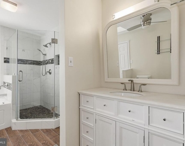 3931 Tallow Tree Place - Photo Thumbnail 18