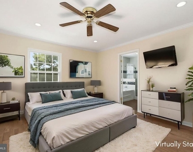 3931 Tallow Tree Place - Photo Thumbnail 4