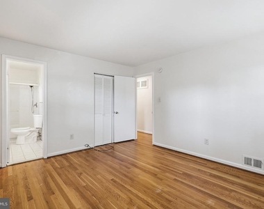 360 Park Street Ne - Photo Thumbnail 17