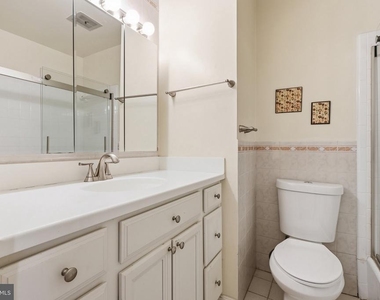 360 Park Street Ne - Photo Thumbnail 13
