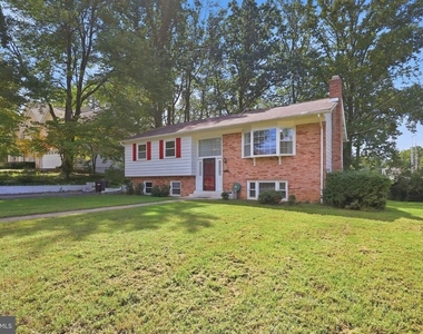 360 Park Street Ne - Photo Thumbnail 1