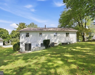 360 Park Street Ne - Photo Thumbnail 21