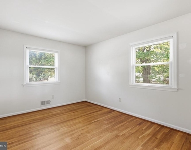 360 Park Street Ne - Photo Thumbnail 15