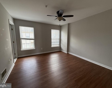 970 Harrison Circle - Photo Thumbnail 20