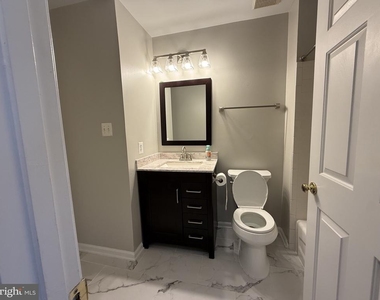 970 Harrison Circle - Photo Thumbnail 17