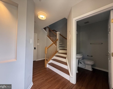 970 Harrison Circle - Photo Thumbnail 2