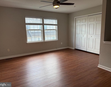 970 Harrison Circle - Photo Thumbnail 25