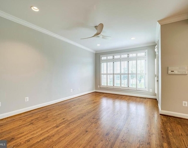 819 Rivergate Place - Photo Thumbnail 13