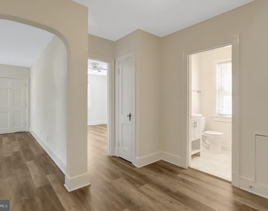 34 E Walnut Street - Photo Thumbnail 17