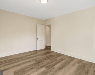 34 E Walnut Street - Photo Thumbnail 11