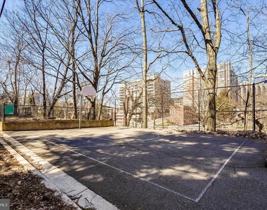 1320 Fort Myer Drive - Photo Thumbnail 32