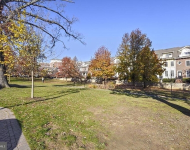 1320 Fort Myer Drive - Photo Thumbnail 50