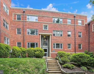 1320 Fort Myer Drive - Photo Thumbnail 21