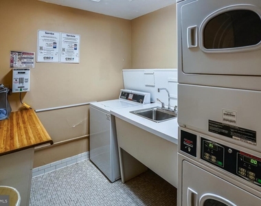 4390 Lorcom Lane - Photo Thumbnail 16