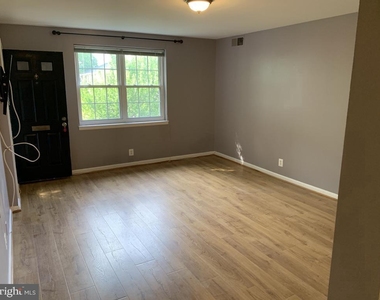 4610 28th Road S - Photo Thumbnail 6