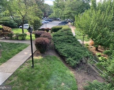 4610 28th Road S - Photo Thumbnail 1