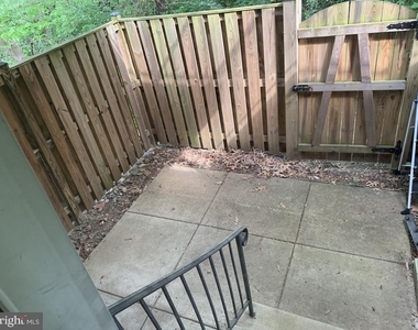 4610 28th Road S - Photo Thumbnail 2