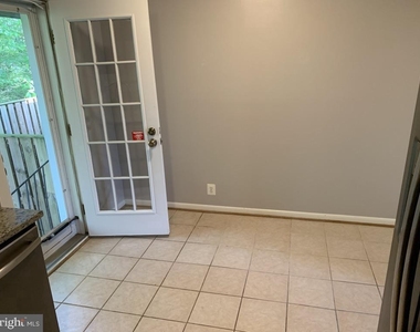 4610 28th Road S - Photo Thumbnail 5