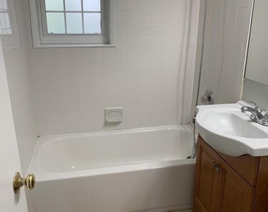 4610 28th Road S - Photo Thumbnail 4