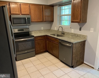 4610 28th Road S - Photo Thumbnail 11