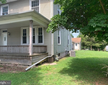 2243 Sunset Lane - Photo Thumbnail 5