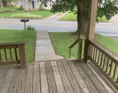 2243 Sunset Lane - Photo Thumbnail 3
