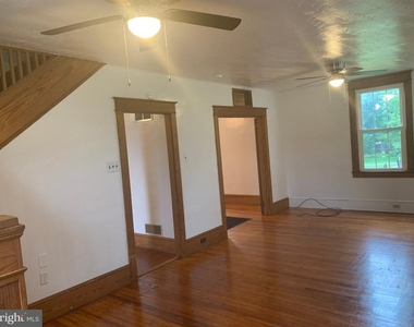 2243 Sunset Lane - Photo Thumbnail 8