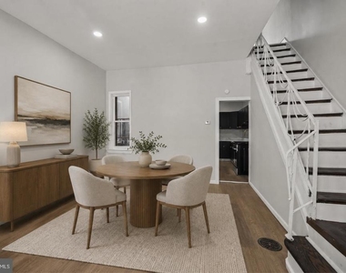 2423 N Myrtlewood Street - Photo Thumbnail 9