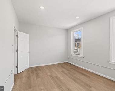 2423 N Myrtlewood Street - Photo Thumbnail 28